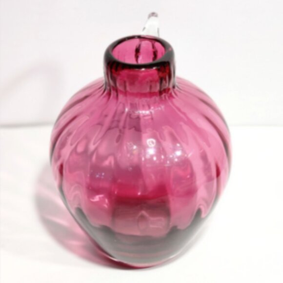 Vintage 6" Hand Blown Pilgrim Glass Cranberry Int Optic Rib Style Glass Pitcher - Picture 3 of 10
